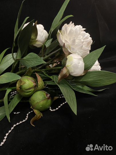 Пионы интерьерные букет