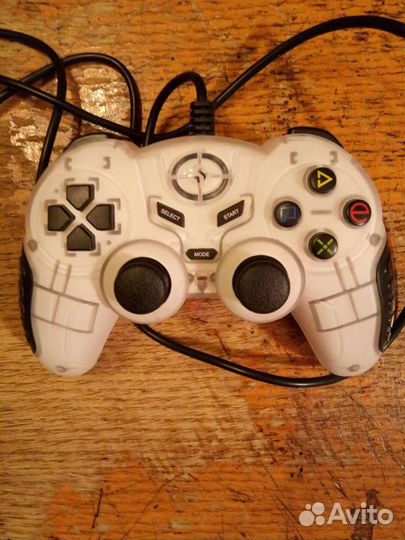 Продаю 2 геймпада