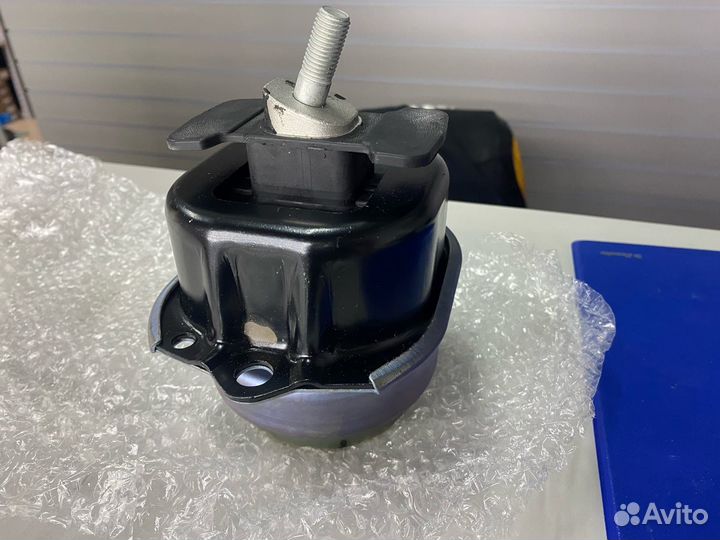 Резинометаллический шарнир 22116780653