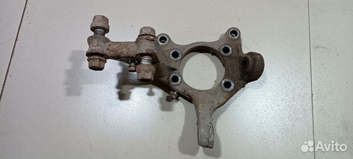 Кулак передний левый Toyota Corolla 10 (E140/E150)