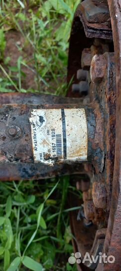 Задний мост на Freightliner