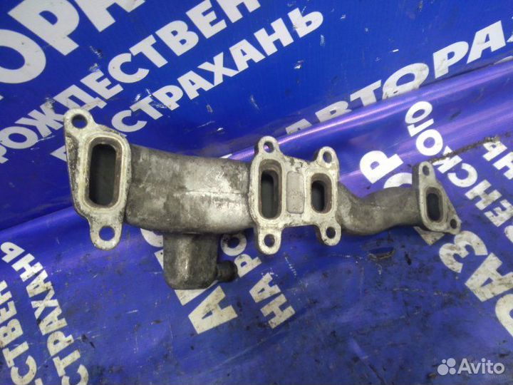 Фланец системы охлаждения. Ford Transit