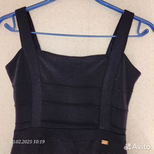 Платье в обтяжку