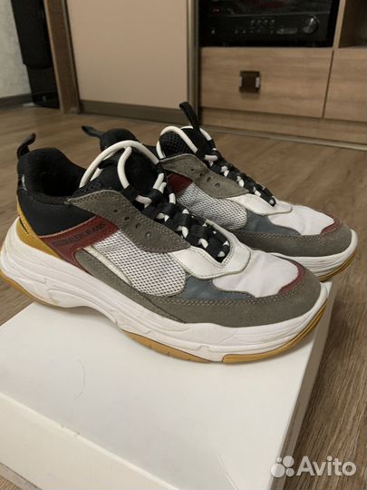 Calvin klein кроссовки 38