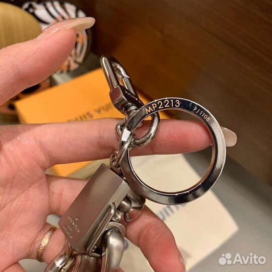 Брелок louis vuitton