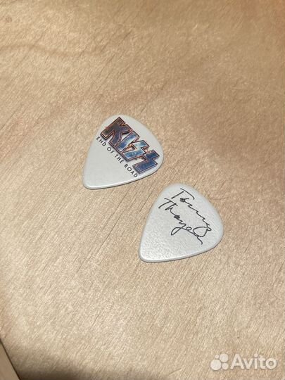 Медиаторы kiss 2019года Tommy Thayer