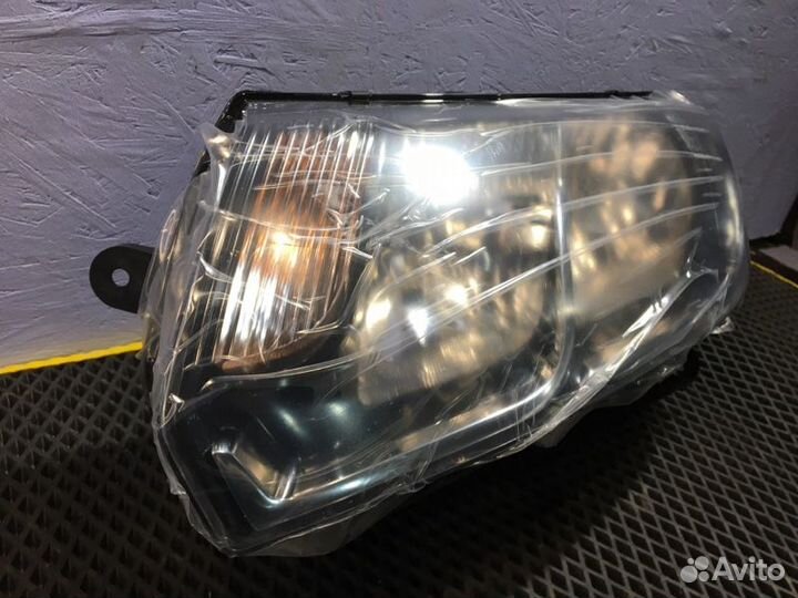 Фара передняя левая LADA Largus FL 2021