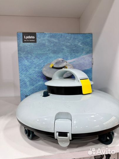 Робот-пылесос 