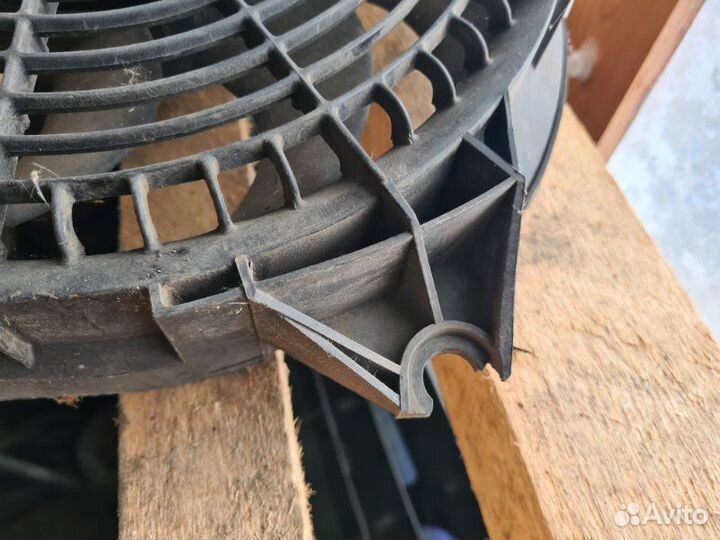 Вентилятор радиатора кондиционера Hyundai Santa Fe