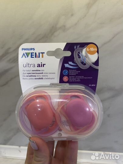 Соска-пустышка и бутылочка Avent