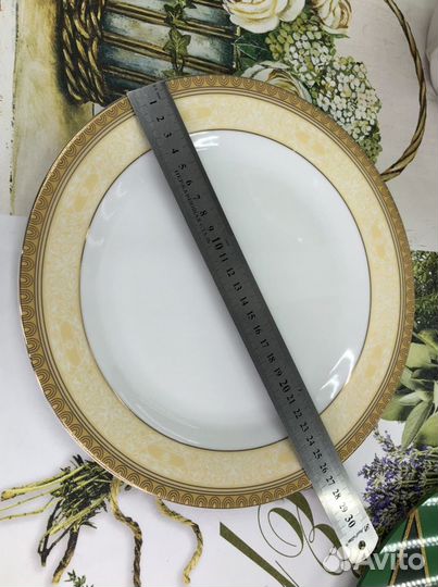 Сервировочная тарелка bekker