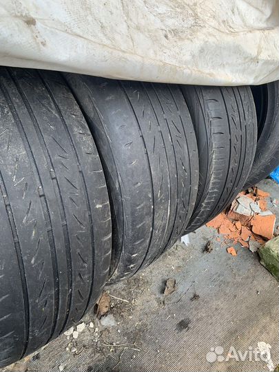 Bridgestone Blizzak MZ-02 215/45 R17