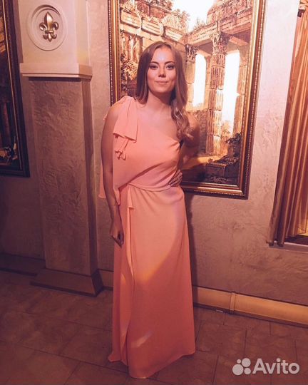 Платье вечернее 44 46