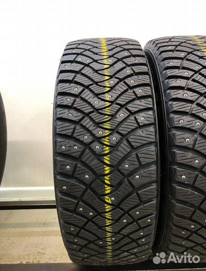 Dunlop SP Winter Ice 03 215/60 R16 114W