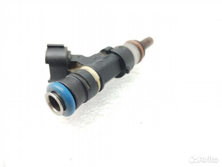 Форсунка топливная Mitsubishi Lancer 10 2.0 4B11