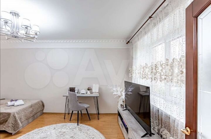 2-к. квартира, 60 м², 3/5 эт.