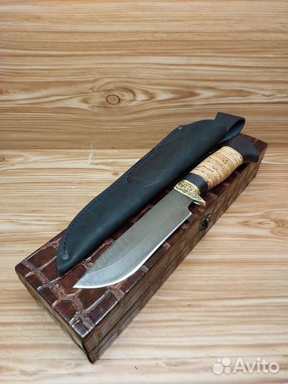 Нож охотничий Дамасская сталь в подарочном кейсе