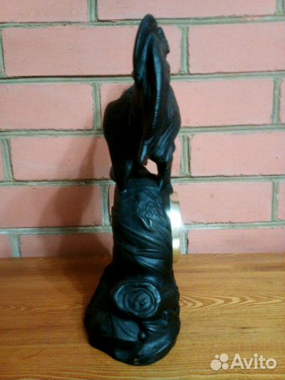 Антикварные каминные часы 