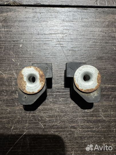 Резиновые демпферы BMW R1150RT