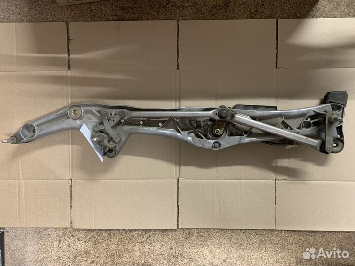 Трапеция стеклоочистителей для BMW E 39