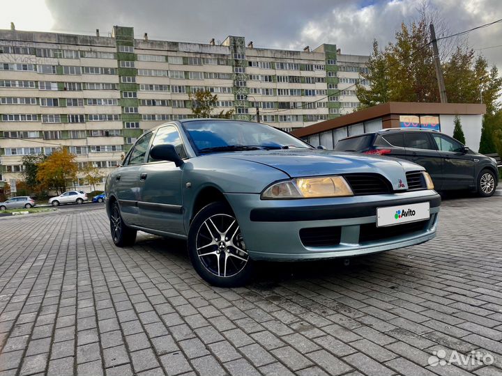 Mitsubishi Carisma 1.3 МТ, 2003, 242 000 км