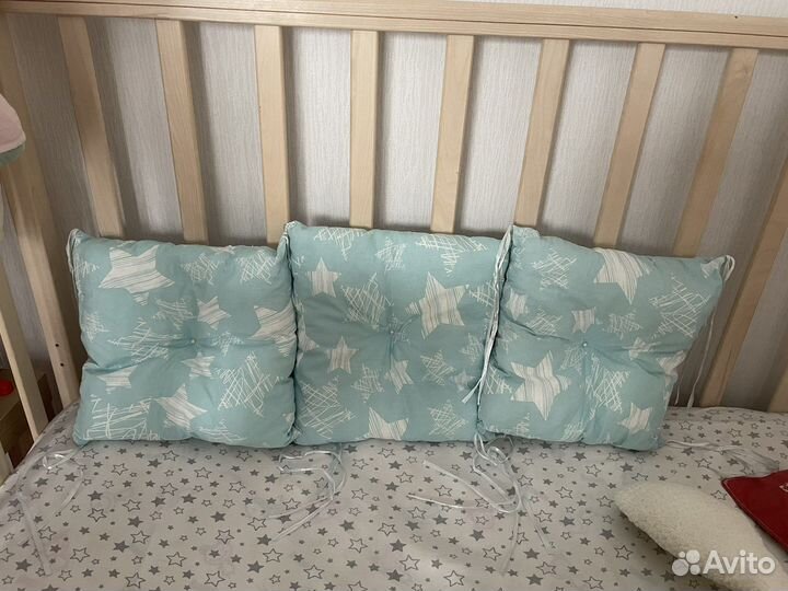 Бортики на детскую кроватку