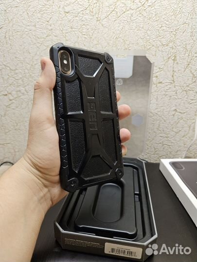 Чехол UAG Monarch iPhone XS Max