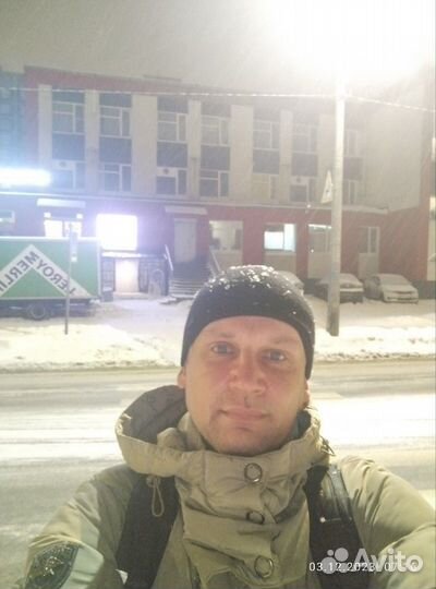 Сборщик рекламных конструкций