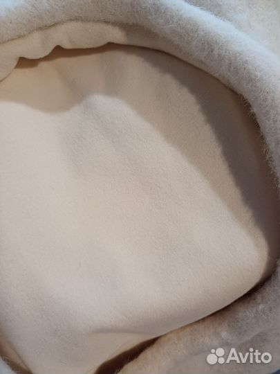 Берет женский