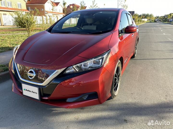 Nissan Leaf AT, 2018, 59 800 км