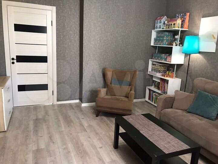 2-к. квартира, 50 м², 4/10 эт.