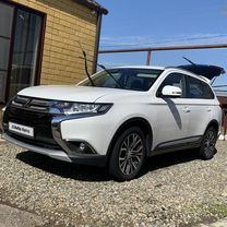 Mitsubishi Outlander 2.0 CVT, 2015, 141 000 км, с пробегом, цена 2 150 000 руб.