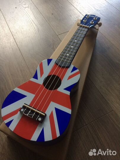 Укулеле сопрано новая с рисунком Belucci 4 струны
