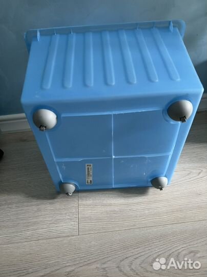 Ящик для игрушек IKEA Vessla blue cube