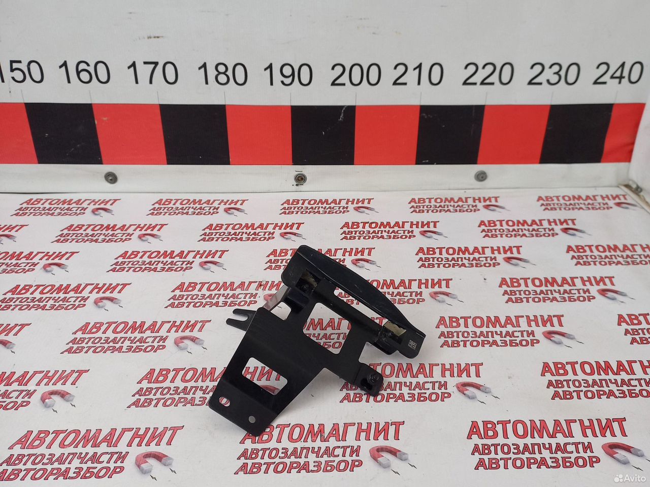 Кронштейн датчика слепых зон левый Киа Селтос