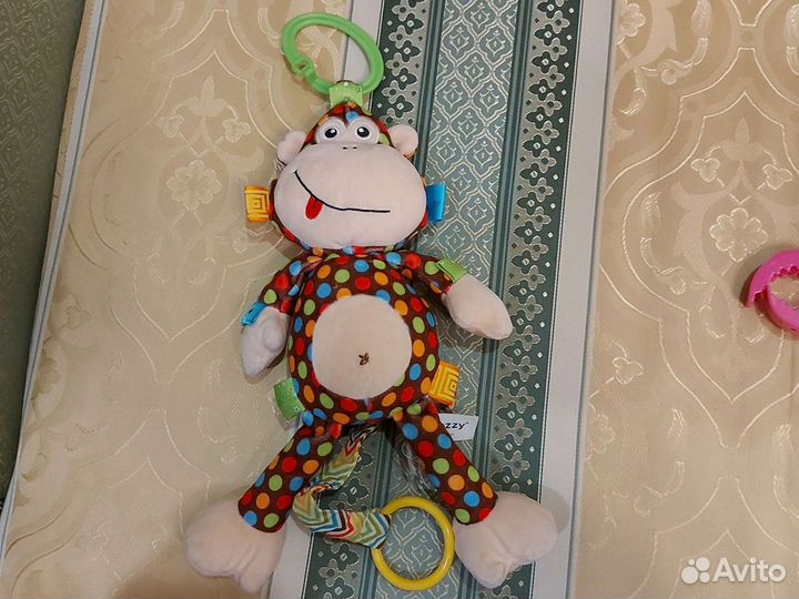 Игрушки для коляски