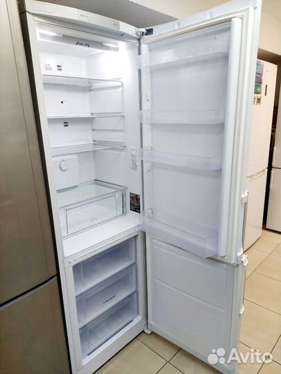 Ноуфрост Хотпоинт аристон Холодильник бу/Гарантия