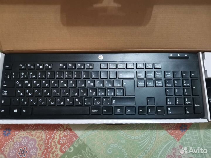 Беспроводная клавиатура с мышью HP