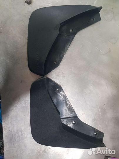 Брызговики volvo xc60