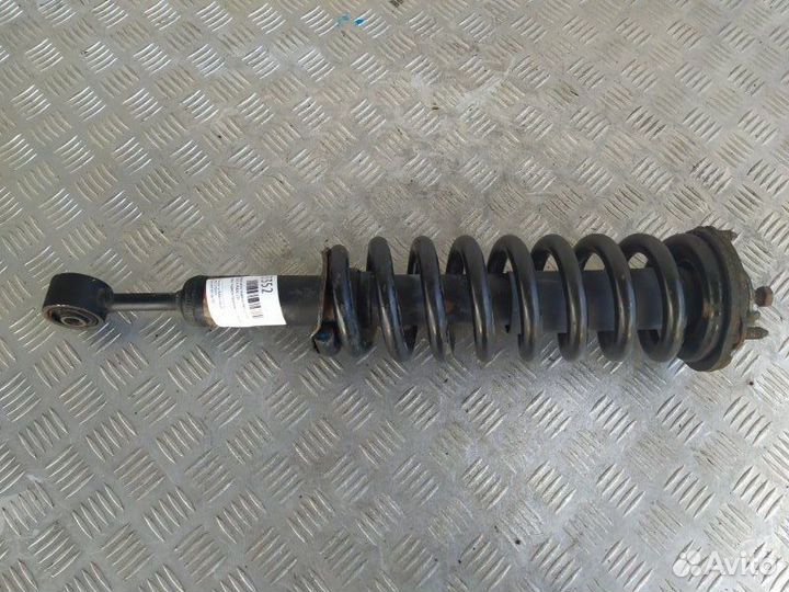 Амортизатор подвески передний правый Toyota Prado