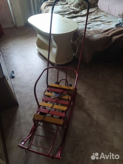 Детские санки на колесах