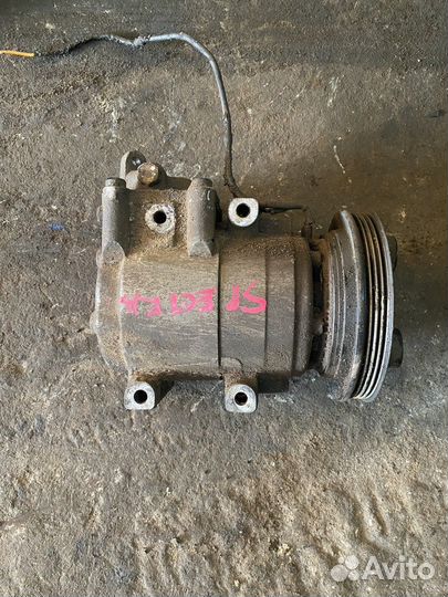 Компрессор кондиционера (Kia Spectra)