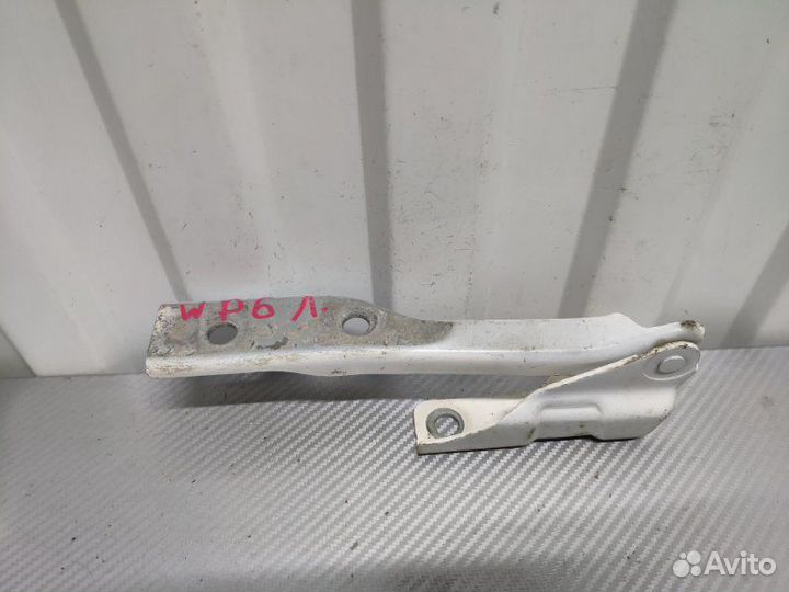 Петля капота передняя левая Volkswagen Polo 614