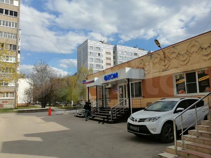 Здание, 1165 м²