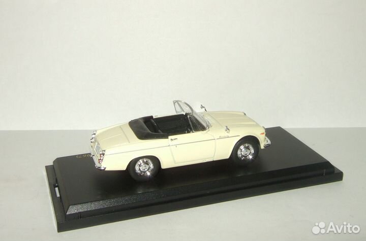 Ниссан Nissan Fairlady 1967 Ebbro Aoshima 1:43