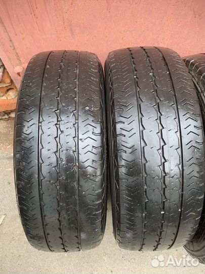 Pirelli Chrono 215/65 R15C 104R