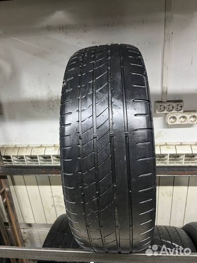 Matador MP 85 Hectorra 4x4 215/60 R17 96H