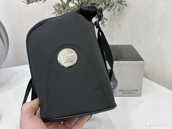 Бинокль Canon 10x30 IS II