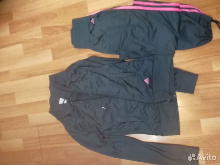 Костюм спортивный