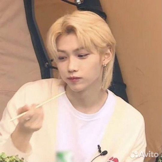 Официальные карты kpop stray kids